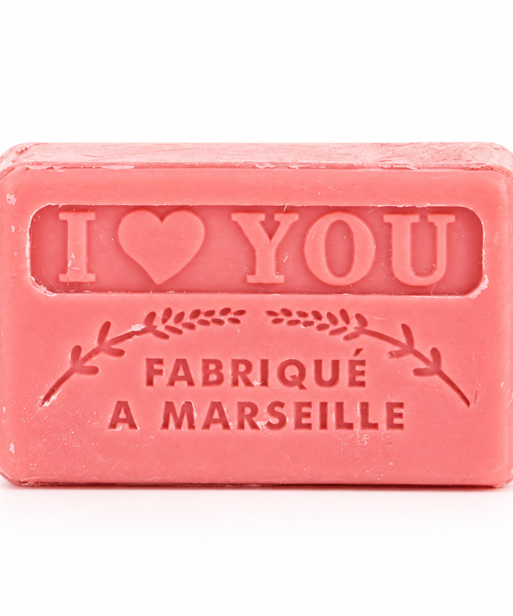 Savonnette marseillaise parfumée I Love You 60 g sur fond blanc